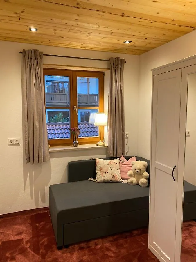 Ferienwohnung Räsl Holzkirchen  0*, Holzkirchen (Miesbach) Deutschland