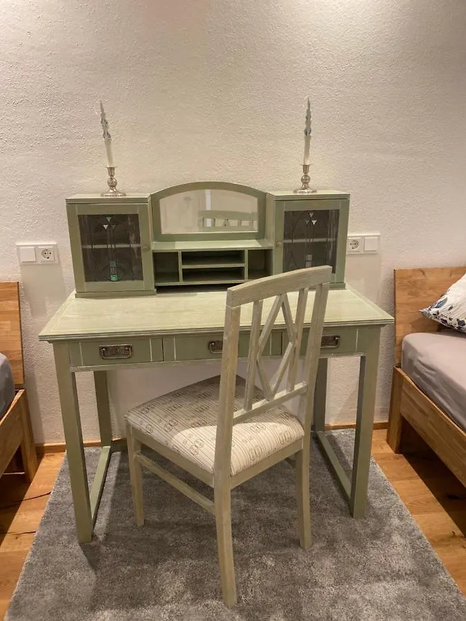 Apartment Ferienwohnung Räsl Holzkirchen  Deutschland